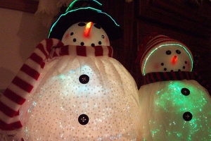 Fiber optic snowmen