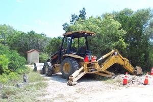 Digging to pipeline