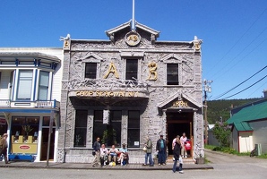 Twiggy building