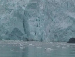 Video: Glacier calving