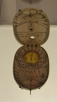 Pocket sized sundial, 1613