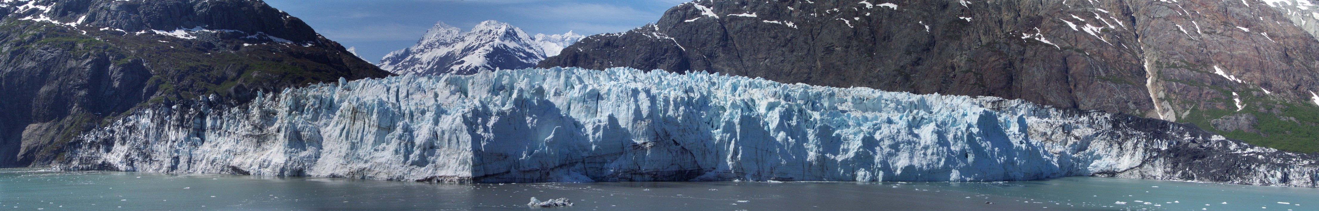 pano23_margerie_glacier_panoramic_180.jpg