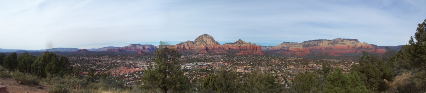 pano3220-38_Sedona_panoramic_180.jpg